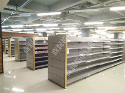 大型貨架